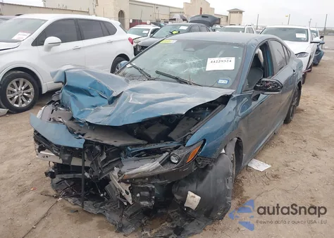 2025 Toyota Camry Se из США, поврежденный, VIN 4T1DAACK1SU066856